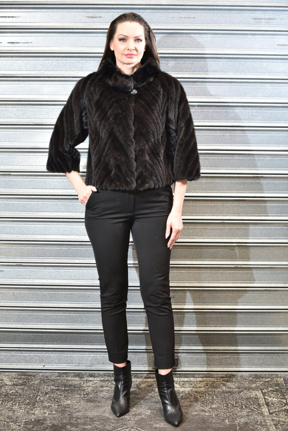 Mink Fur Short Jacket Tale Black