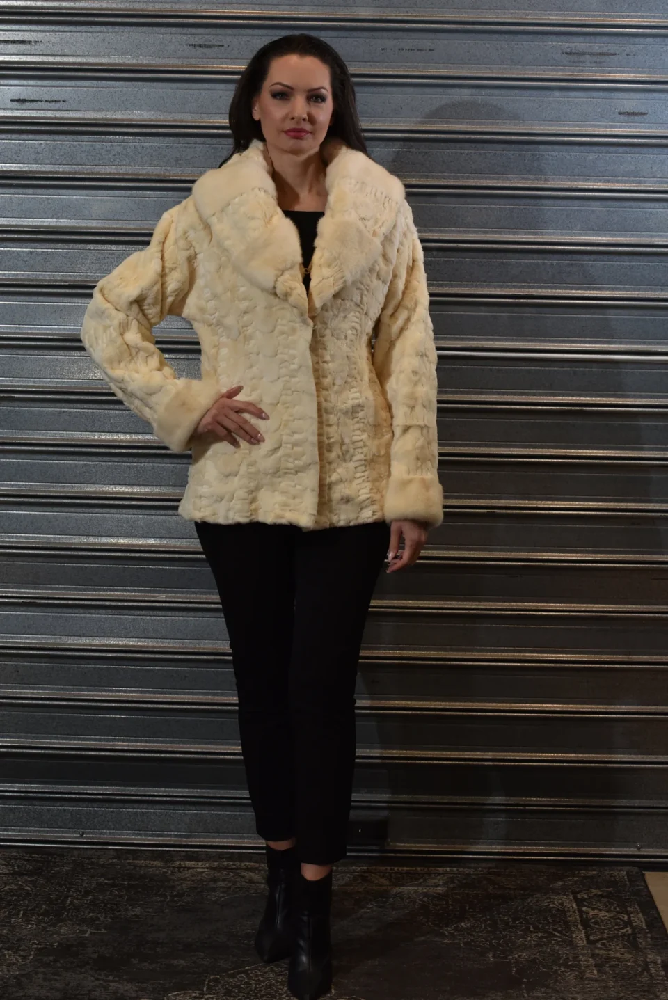Mink Fur Jacket Pearl Head with Collar