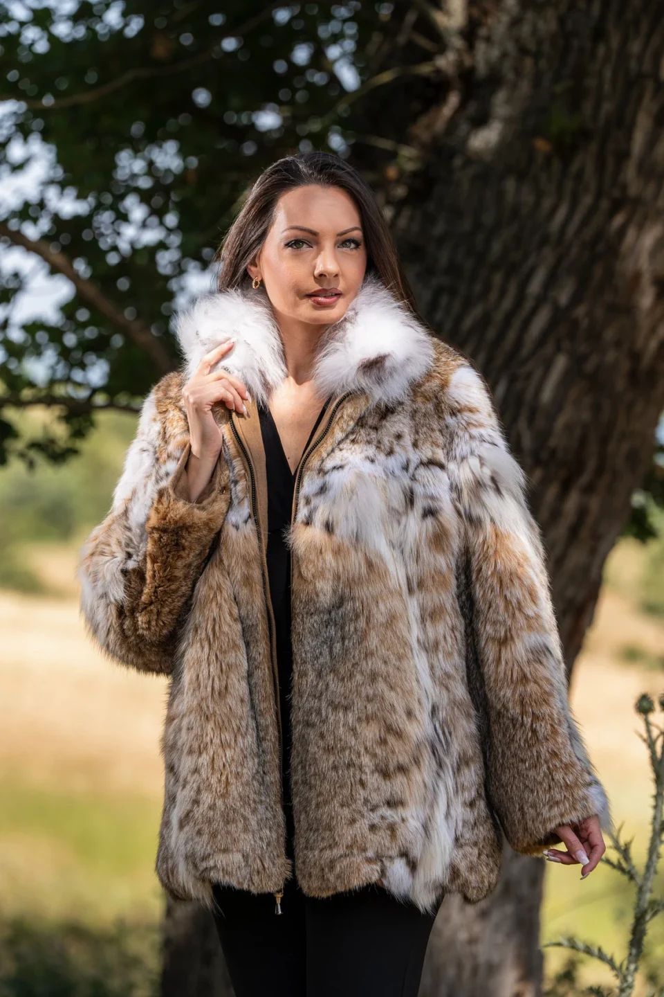 Double Face Jacket Lynx with White Collar Belly with Zipper