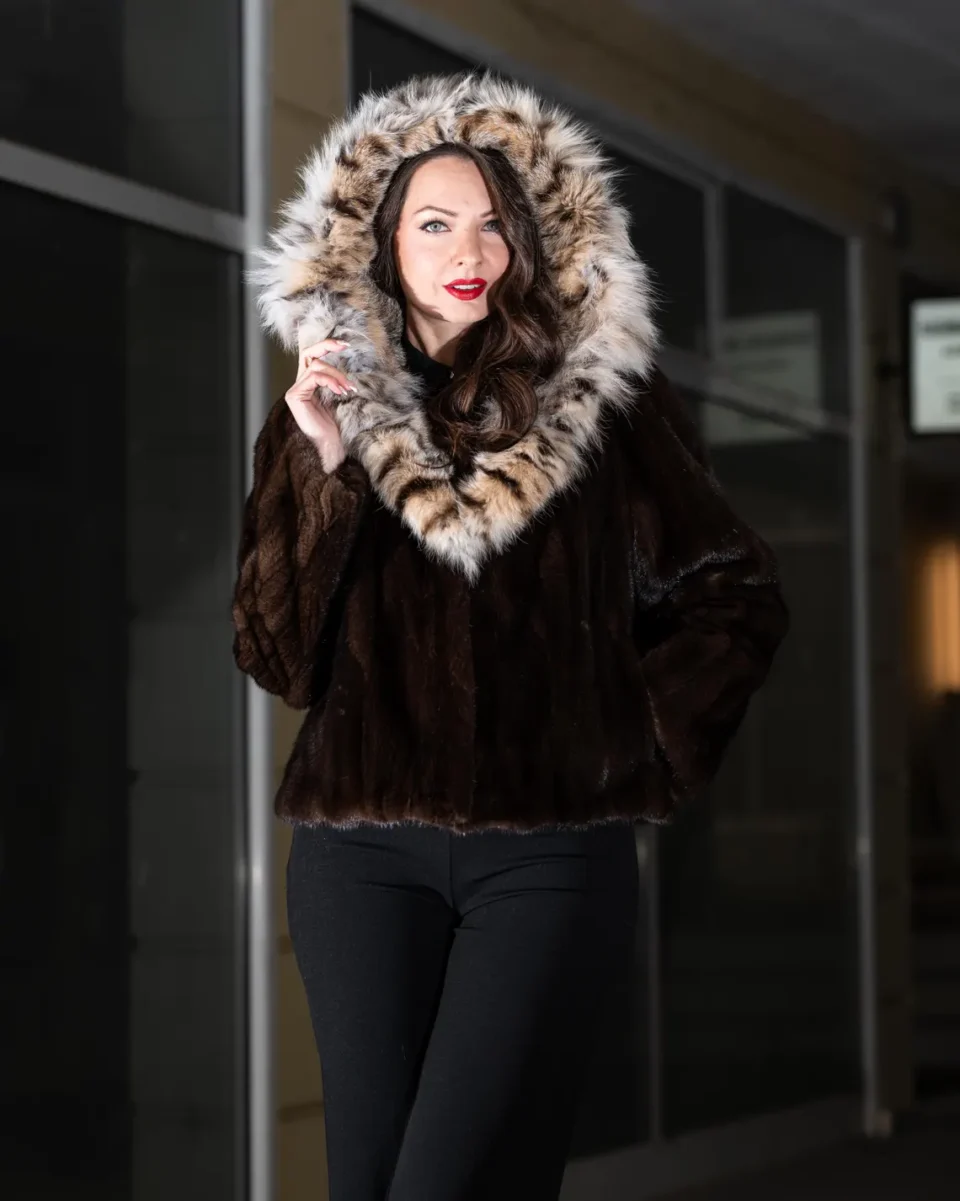 Brown Short Jacket Mink Fur with Hood Lynx Shearling One Size