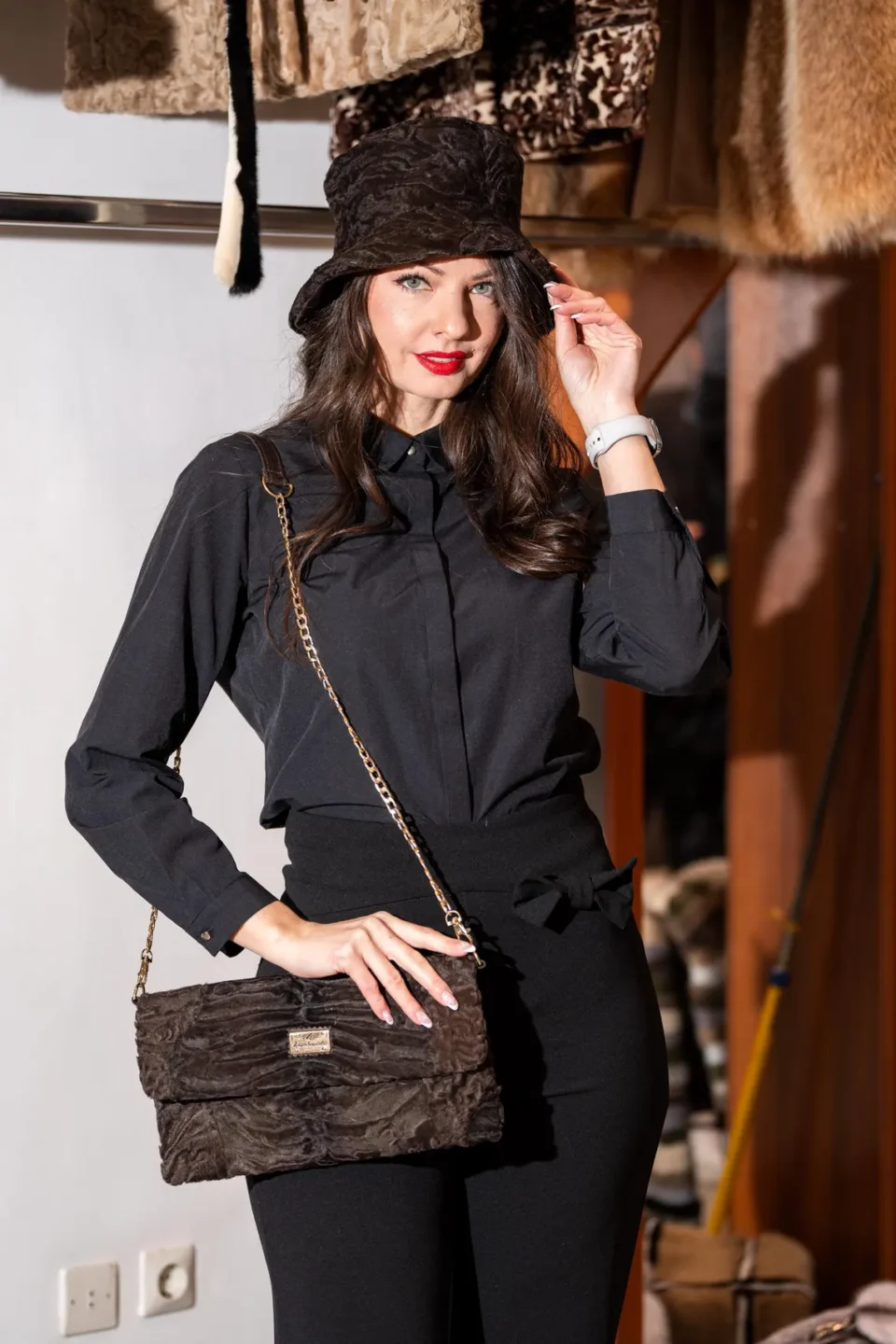 Set Swakara Skin Brown - Black Bag Small Envelope with Bucket Swakara