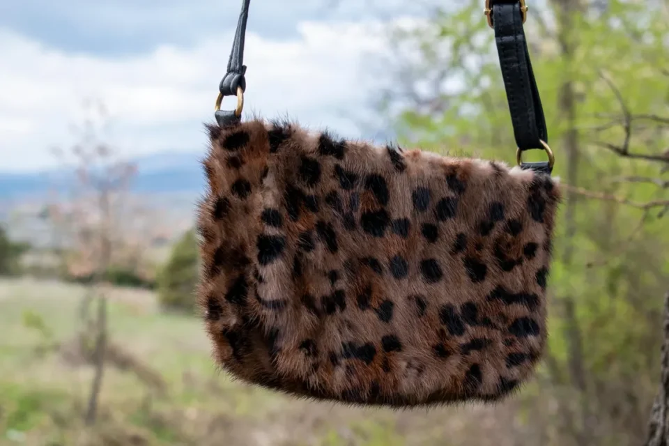 Cross Body Bag Mink Fur Stamp Leopa