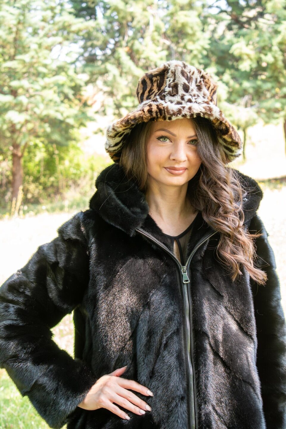 Bucket Mink Hat Stamp Leopa