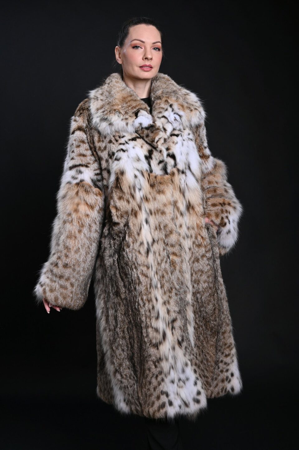 Real Fur Big Coat Lynx Fur with Collar