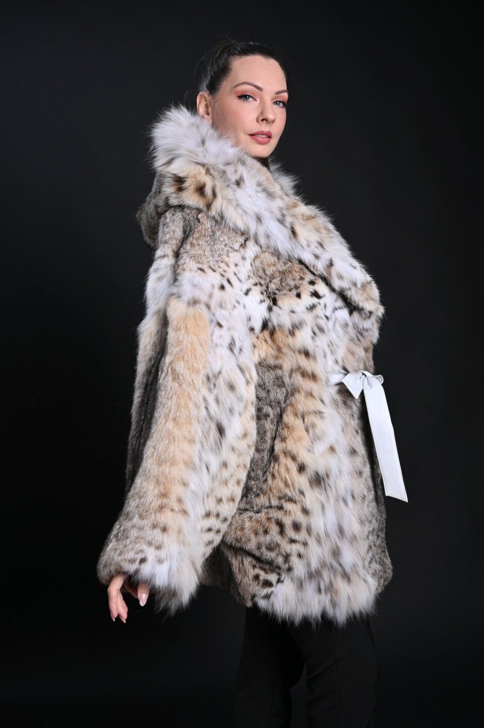 Italian Cape Lynx with Hood