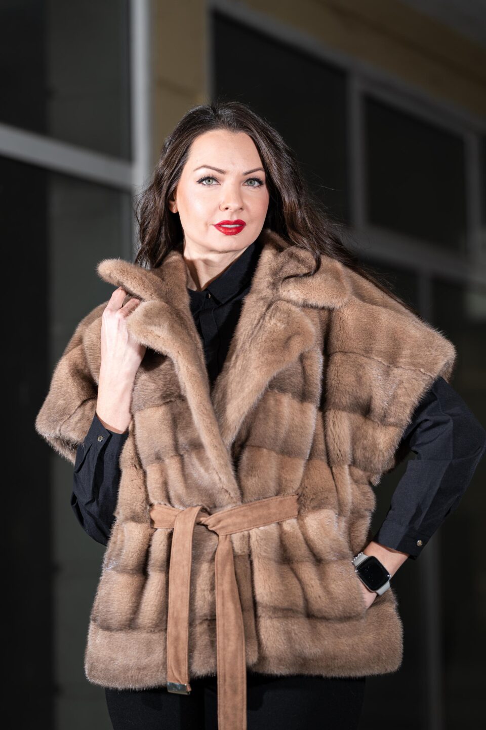 New Italian Vest Mink Fur Cappuccino color Onesize