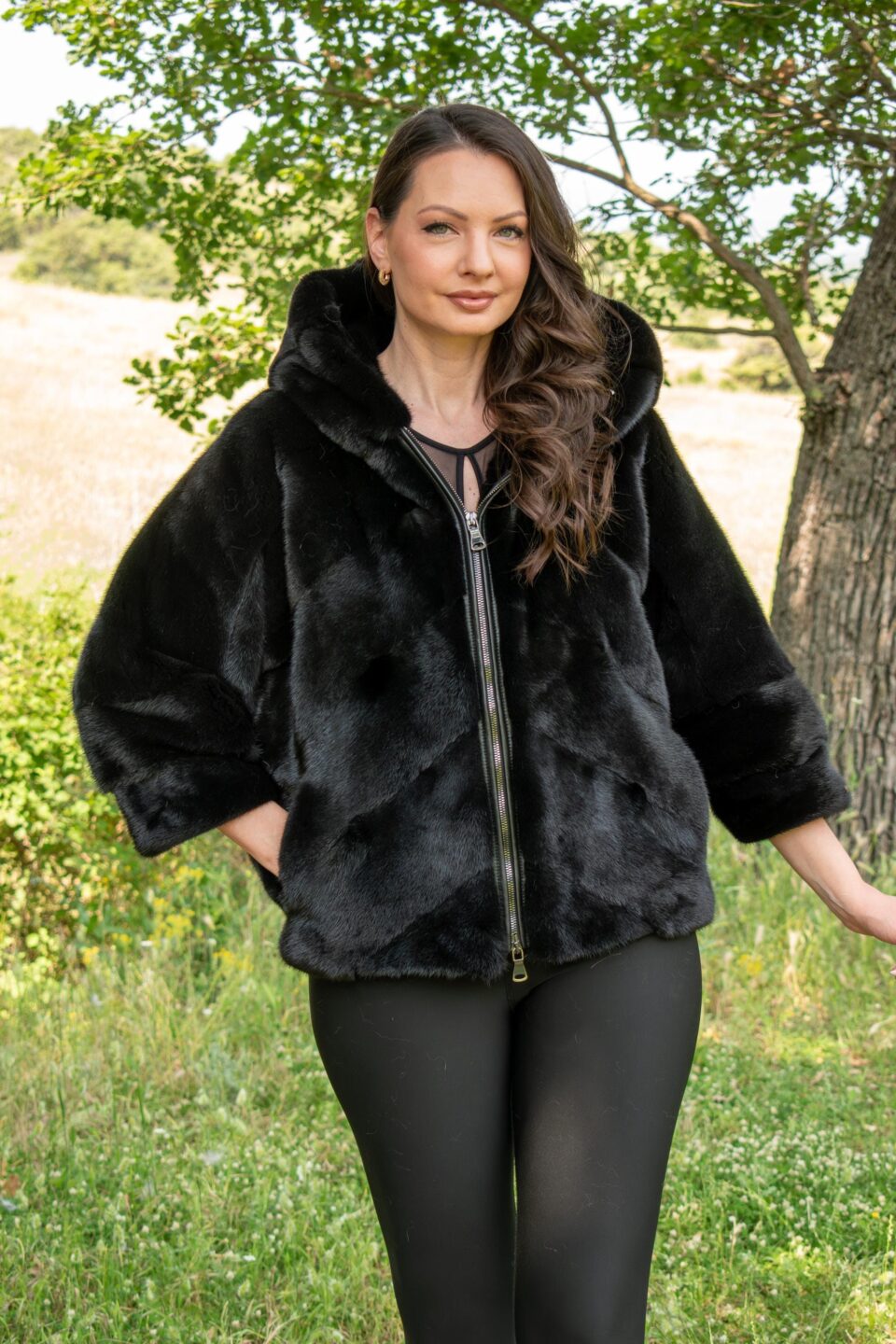 New Italian Cape Mink Black with Zipper and Hood